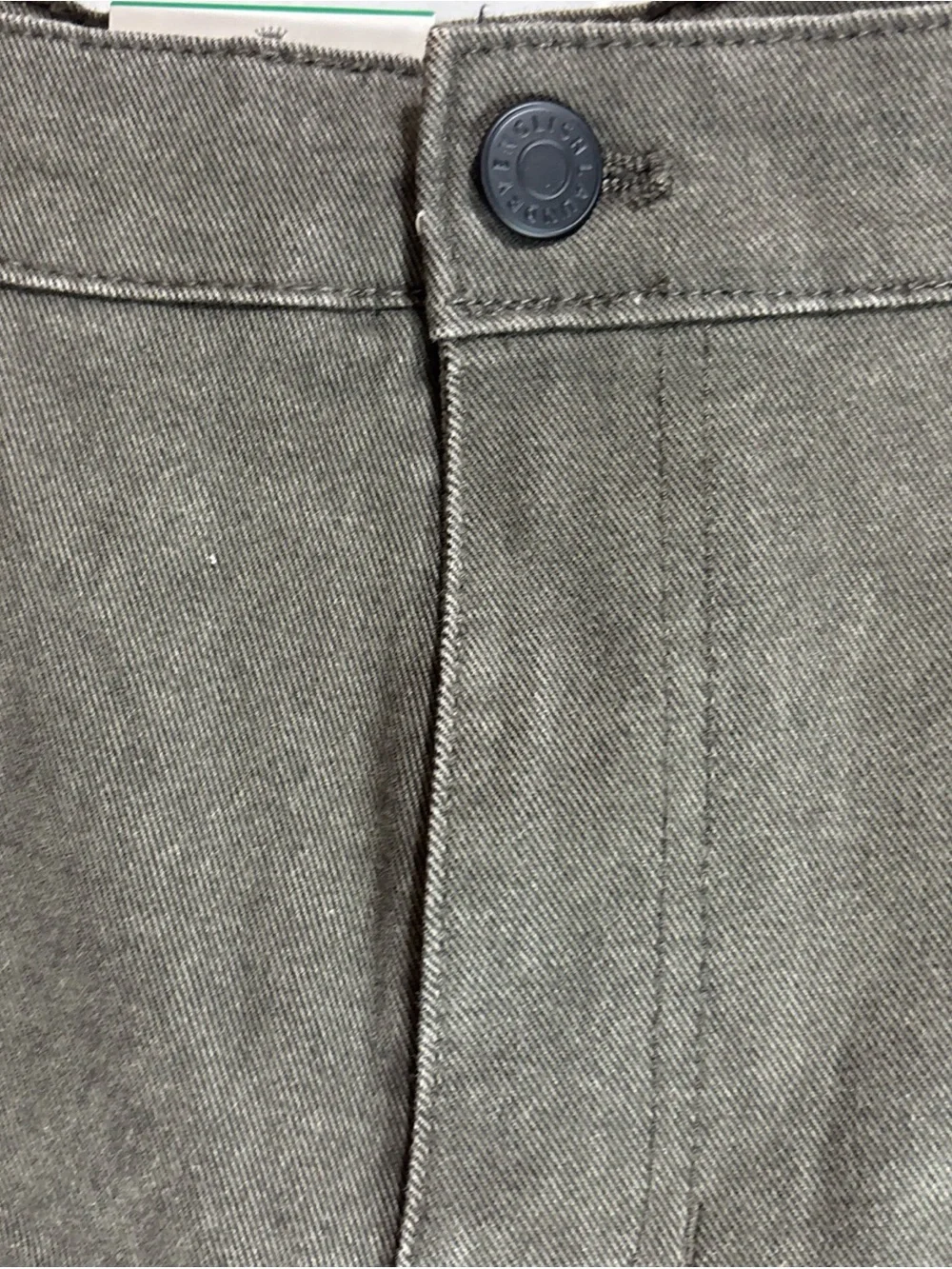 English Laudry Men's Olive Green Straight-Leg Pants. J-52
